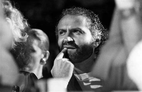 L'omicidio di Gianni Versace 25 anni fa, chi era davvero Andrew 